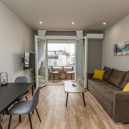 Raise Athens Metro Apartments Ngoại thất bức ảnh