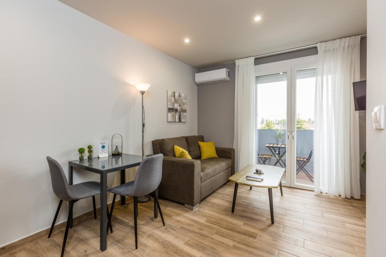 Raise Athens Metro Apartments Ngoại thất bức ảnh