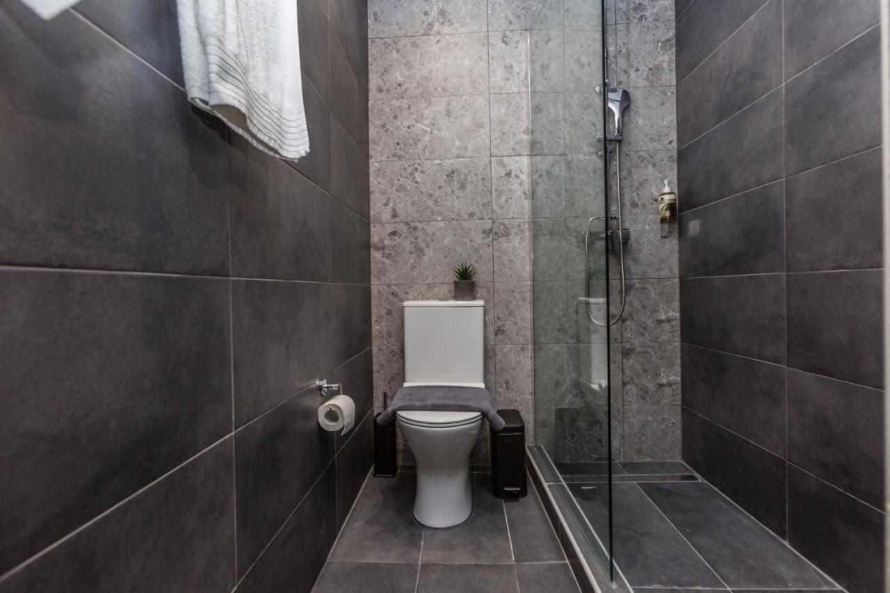 Raise Athens Metro Apartments Ngoại thất bức ảnh