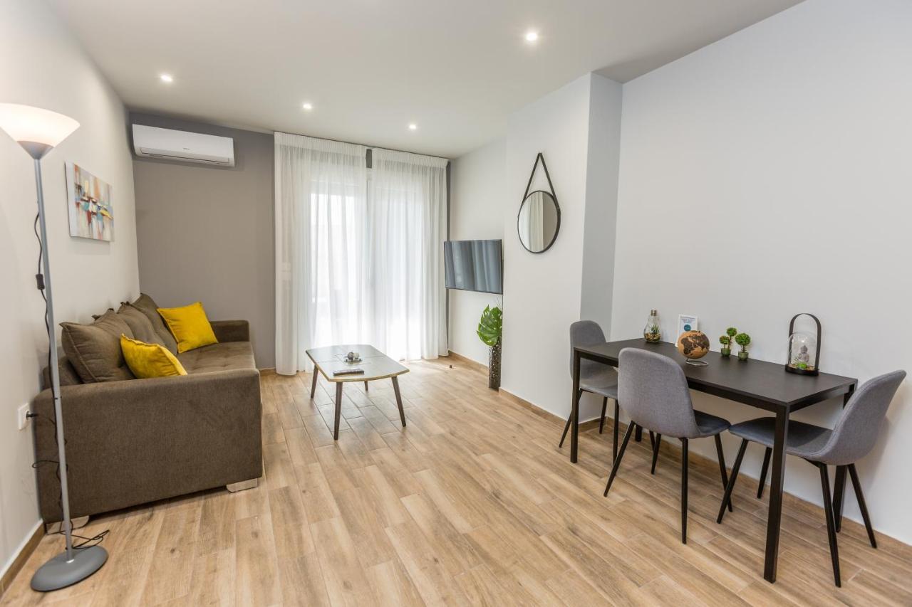 Raise Athens Metro Apartments Ngoại thất bức ảnh